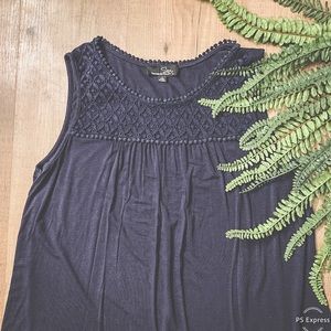 SUZANNE BETRO lace eyelet sleeveless tunic sz L
